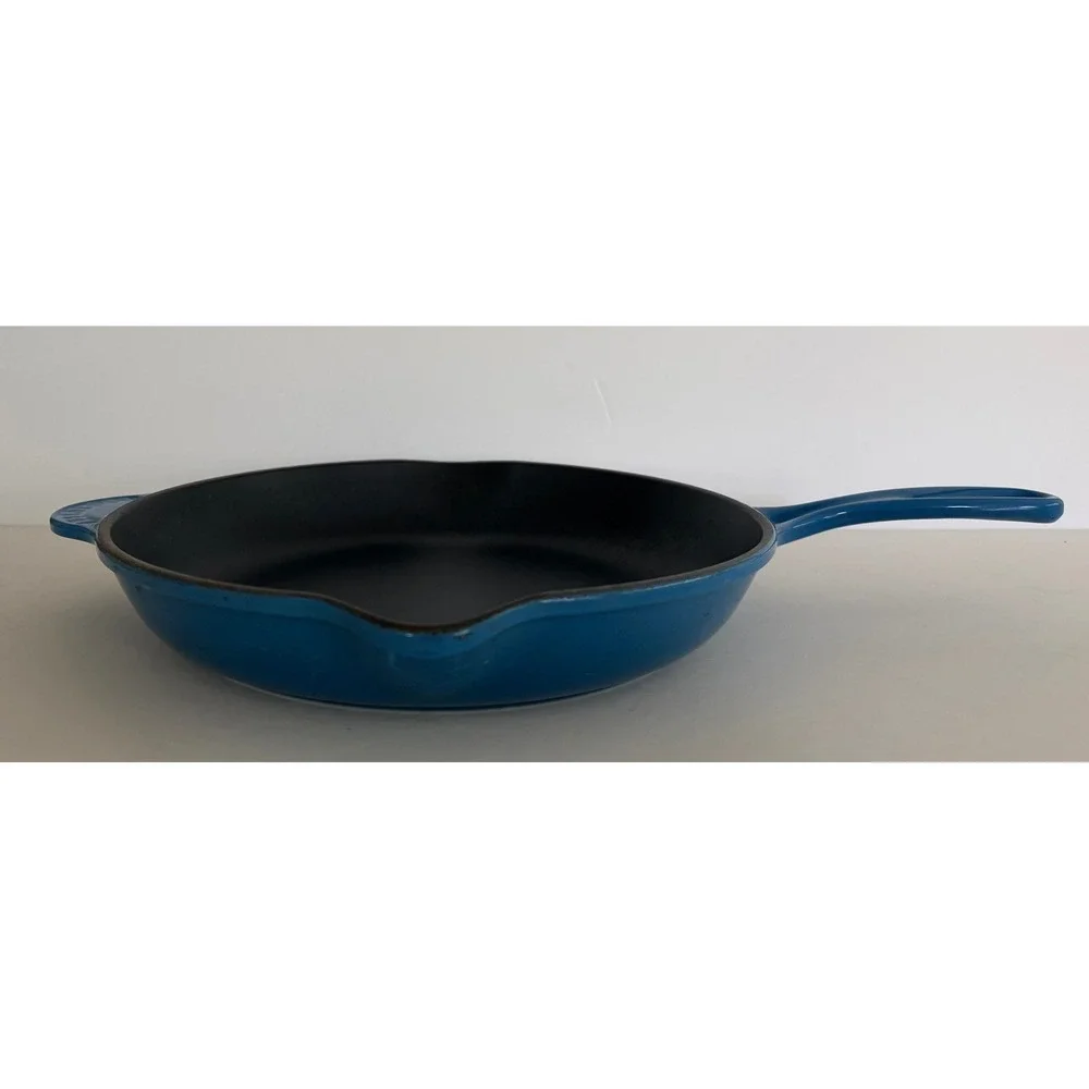 Le Creuset Marseille Blue Enameled Cast Iron Skillet Fry Pan Double Spout 26cm